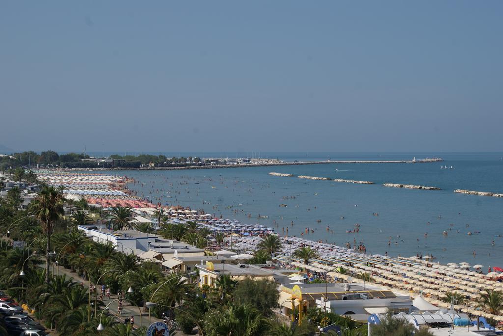 Casa Vacanze Villa Spina San Benedetto del Tronto Exterior photo